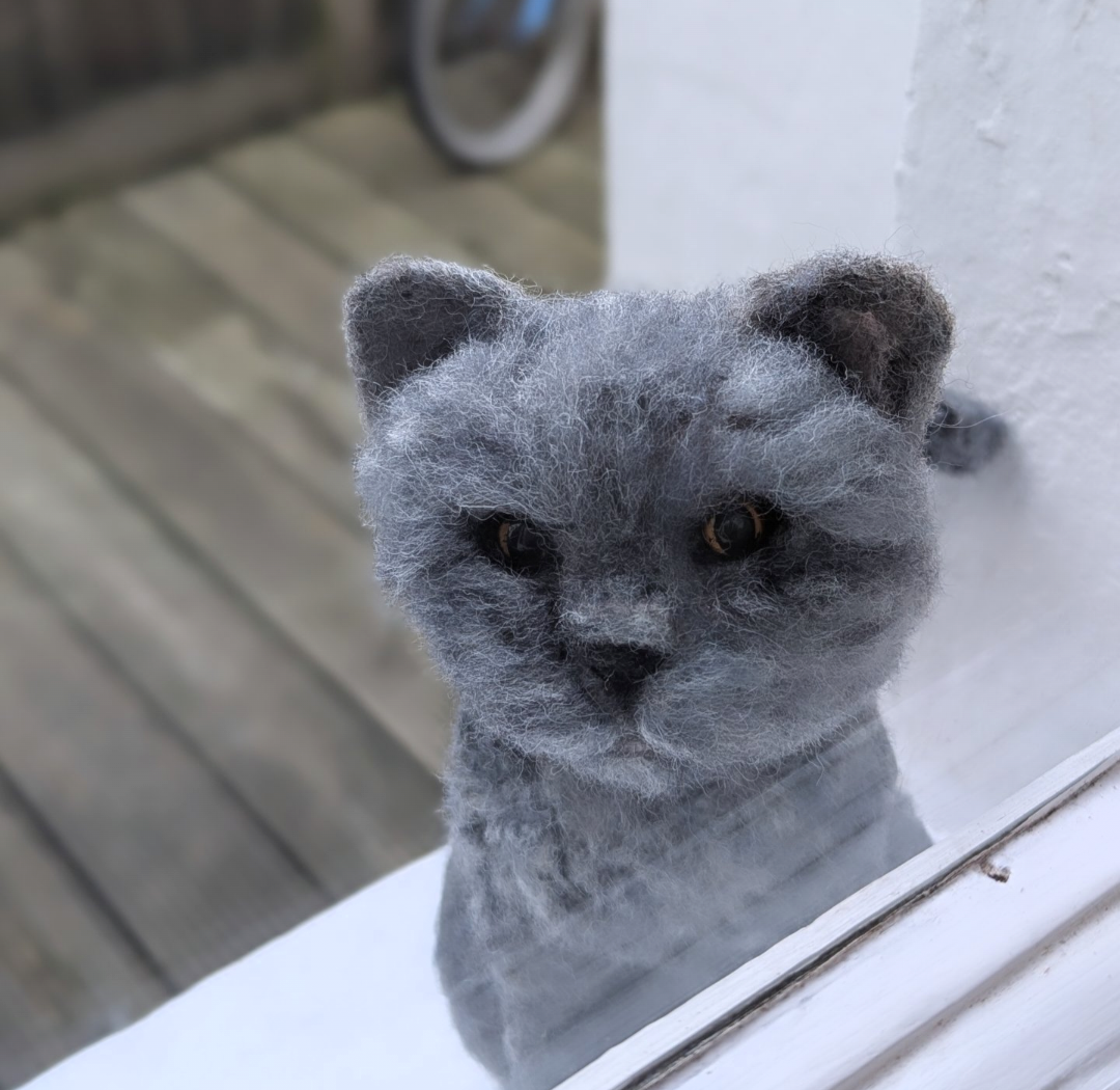 Personalised felted cats