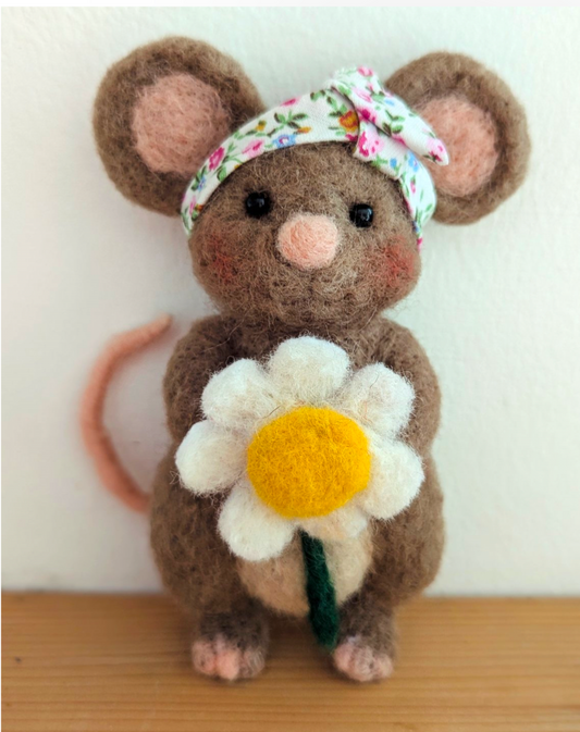 Miss Daisy mouse