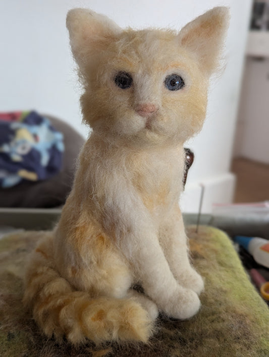 Personalised felted cats